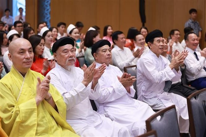 発足式に出席した代表者たち（写真：VNA）