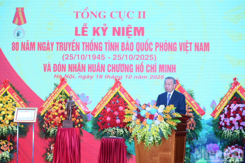 トー・ラム書記長が式典で基調講演を行いました。