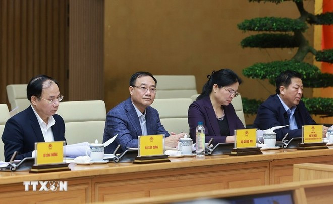 会合に出席した代表者たち（写真：VNA）