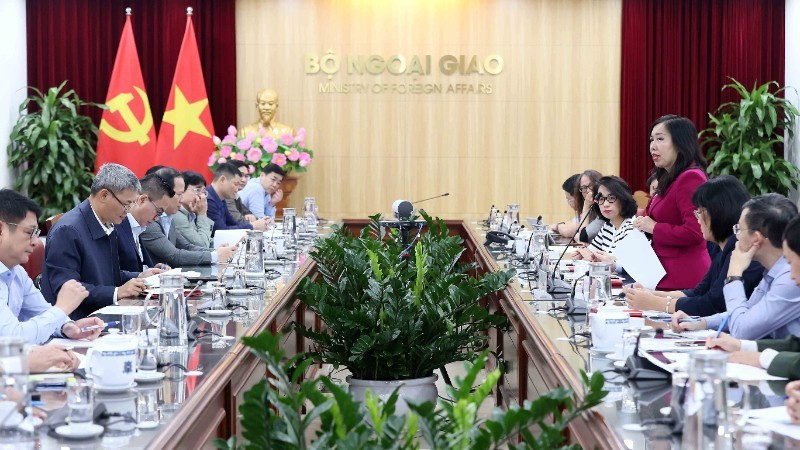 レー・ティ・トゥ・ハン外務省副大臣兼APEC国家委員会広報・文化分科会長が、同分科会の第1回会合を主宰した。（写真：VNA）