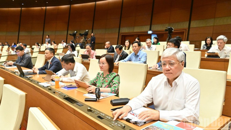 第15期国会第10会期の最終週に、国会は多くの重要な法律および決議の採決を行う予定だ。（写真：DUY LINH）