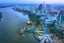 ニンキエウ埠頭の風景