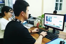 各機関は書類のデジタル化を急ピッチで進めている。（写真：Nhan Dan新聞）