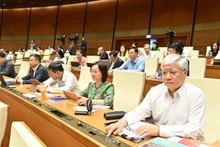 第15期国会第10会期の最終週に、国会は多くの重要な法律および決議の採決を行う予定だ。（写真：DUY LINH）