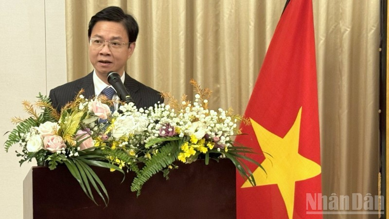 式典で挨拶する外務省のゴー・レー・ヴァン副大臣（写真：チュン・フン）