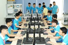 ダナン市は優秀な人材を誘致するため、月額最大1億5,000万ドンの報酬を提示している。（写真：ナム・アン）