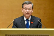 レ・ミン・チー最高人民裁判所長官は、2025年10月20日に2021年から2026年にかけての最高人民裁判所の業績について報告した。（写真：ズイ・リン）