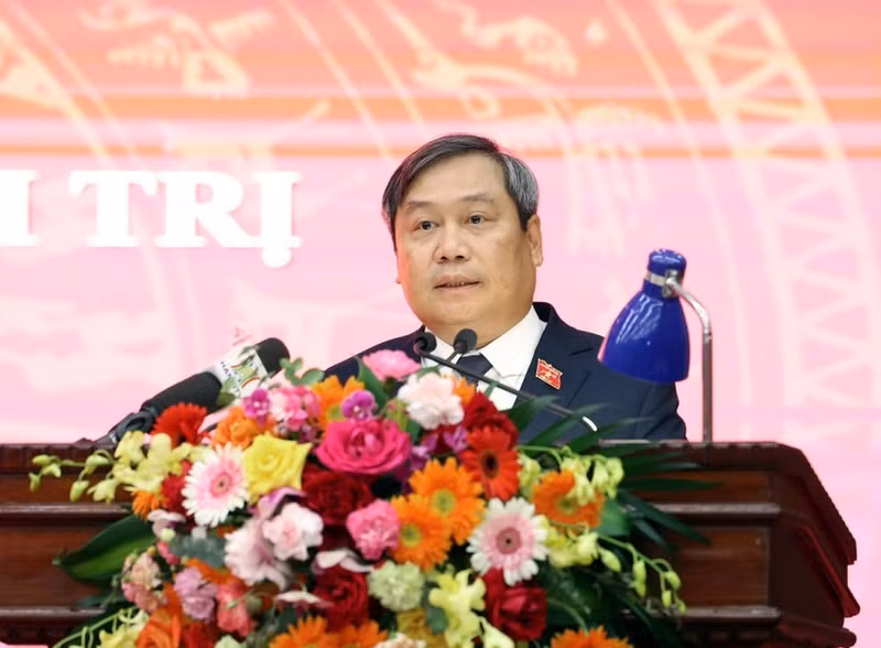 2025～2030年期のハノイ市党委員会副書記に就任したヴー・ダイ・タン氏が就任の挨拶を行った。（写真：VNA）