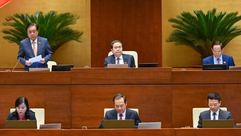 国会議長のチャン・タイン・マン氏と国会副議長らが会議を主宰し、指導した。（写真：ダン・アイン）