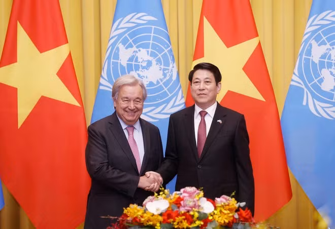 10月24日、ハノイで会談するルオン・クオン国家主席とアントニオ・グテーレス国連事務総長（写真：VNA）