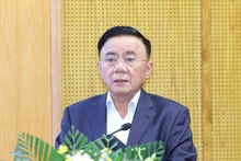 会議で発言する政治局員、党中央委員会書記局常務のチャン・カム・トゥ氏（写真：VNA）