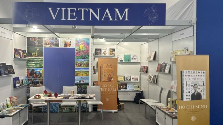 フランクフルト・ブックフェア（ドイツ）のベトナム・ブックスペース