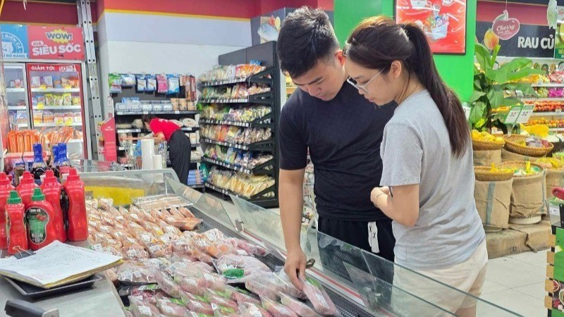 現在、ベトナムの小売市場は拡大期にある。（写真：キム・ズン）