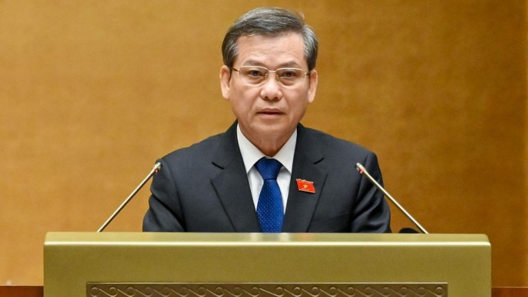 レ・ミン・チー最高人民裁判所長官は、2025年10月20日に2021年から2026年にかけての最高人民裁判所の業績について報告した。（写真：ズイ・リン）