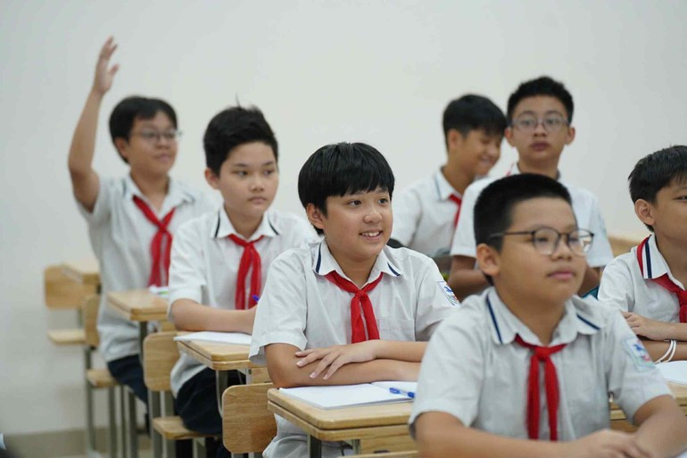 ザンヴォー中学校の授業風景（写真：THE DAI）