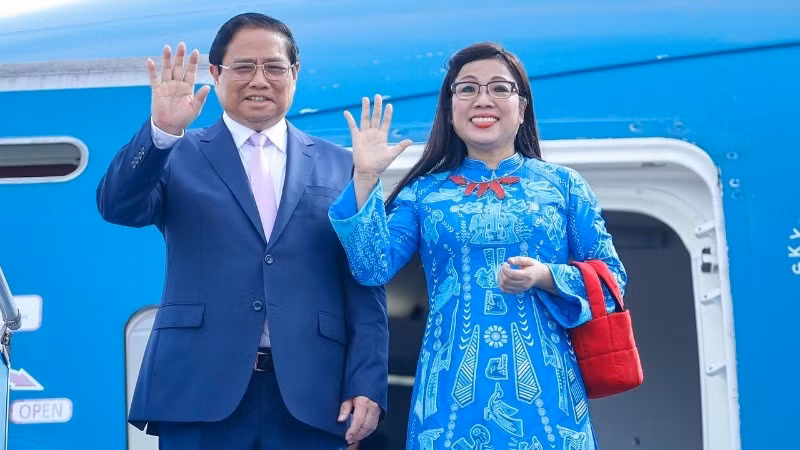 ファム・ミン・チン首相と夫人（写真：VGP）