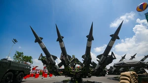 【写真で見る】ベトナム人民軍の輝かしい歩み、建国80年の成果を紹介する展示会で披露