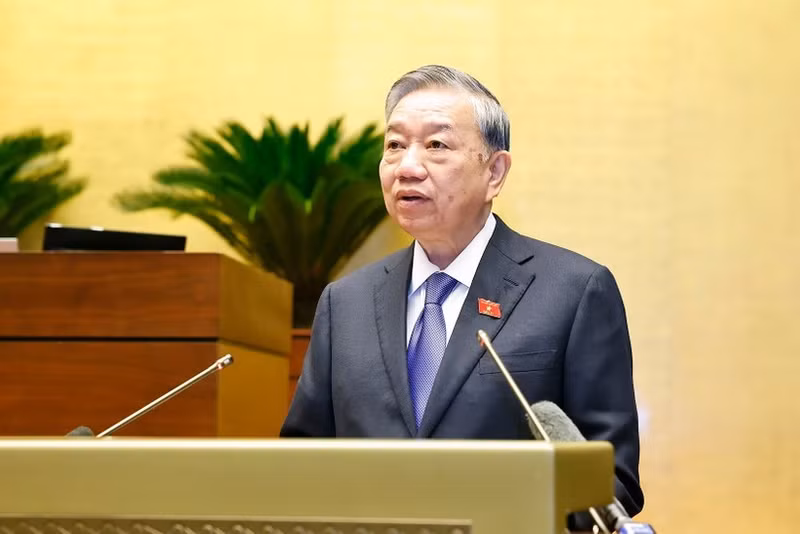会議で発言するトー・ラム書記長（写真：VNA）