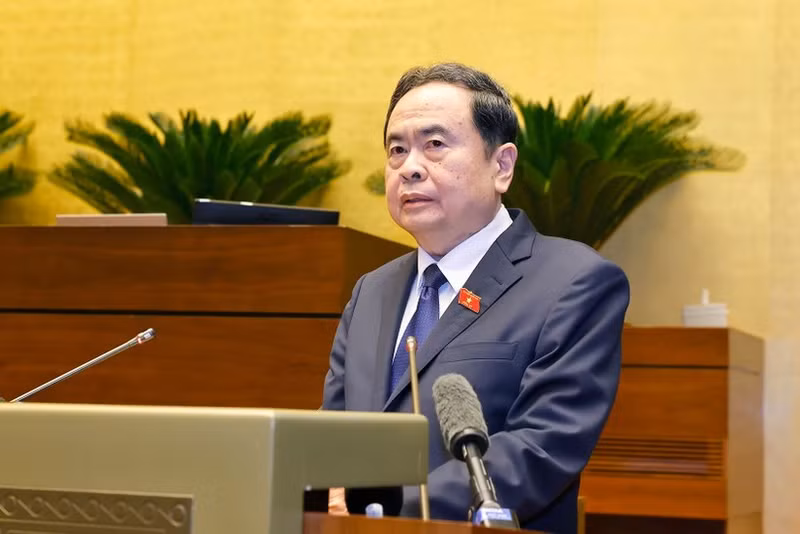 会議で発言する国会議長兼国家選挙評議会議長のチャン・タイン・マン氏（写真：VNA）